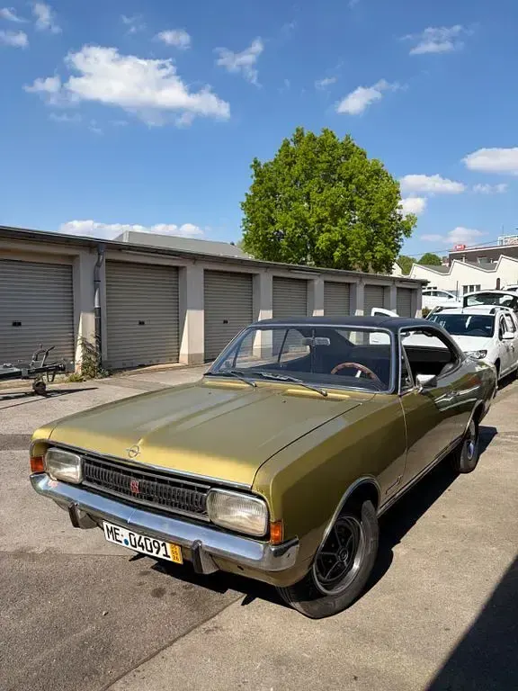 Usata Opel Commodore 156 CV (114 kW) 1969 Oro Coupé