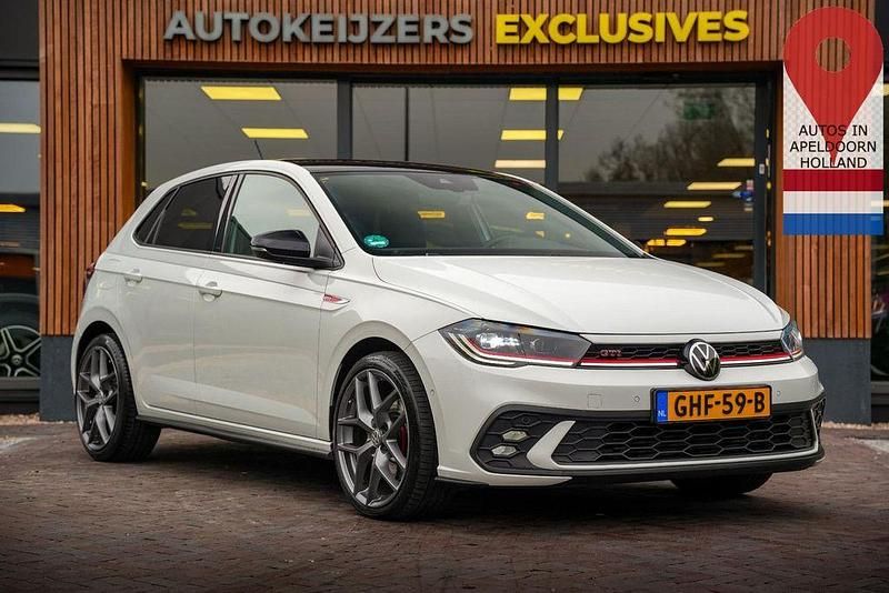 Weiß Gebraucht 2022 VW Polo Beats Limousine | 26.116 € (Fairer Preis) - Bild 1/4