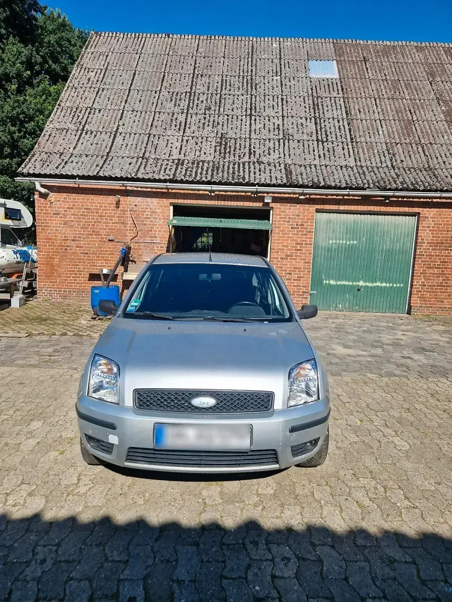 Gebraucht Ford Fusion 68 PS (50 kW) 2005 Silber Kleinwagen