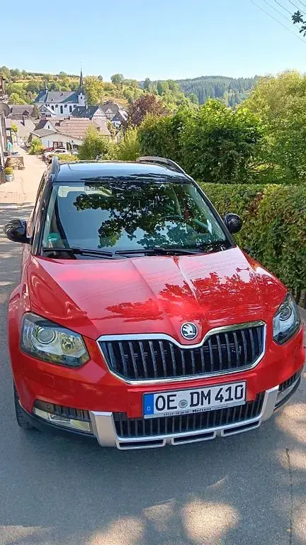 Gebraucht Skoda Yeti Adventure 140 PS (102 kW) 2015 Rot SUV