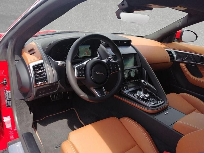 Gebraucht Jaguar F-Type R-Dynamic 450 PS (330 kW) 2022 Caldera red Coupé