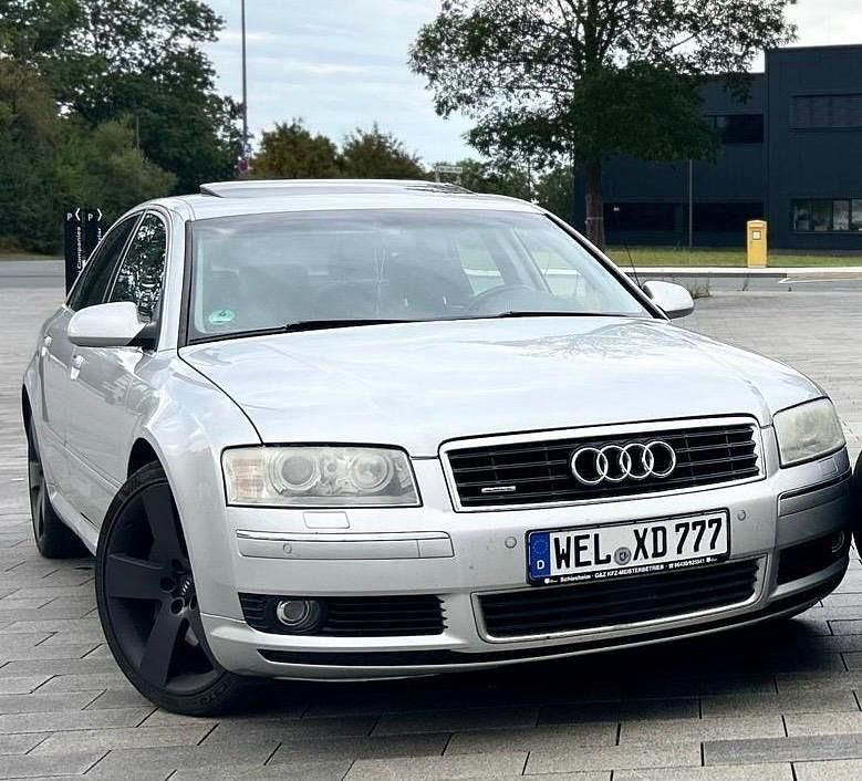 Silber Gebraucht 2004 Audi A8 Limousine | 3.999 € (Superpreis) - Bild 1/4
