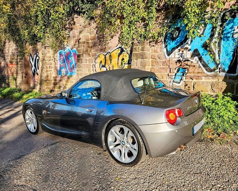 Second-hand BMW Z4 Performance 192 CP (141 kW) 2003 Gri Cabrio