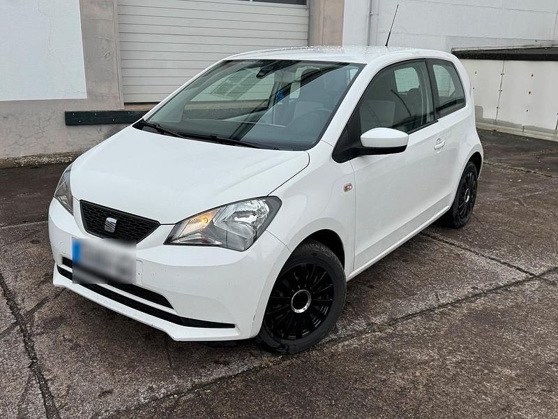 Weiß Gebraucht 2013 Seat Mii Kleinwagen | 2.500 € (Guter Preis) - Bild 1/4