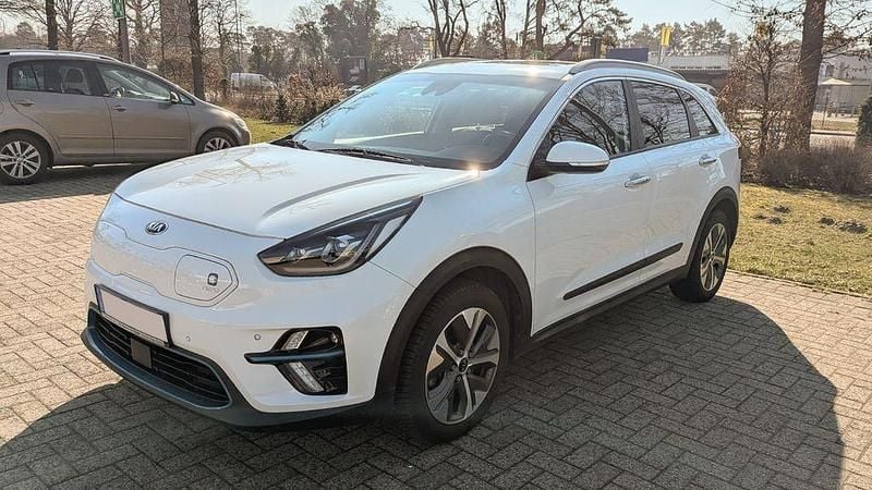 Gebraucht Kia Niro 150 kW (204 PS) 2020 Weiß SUV