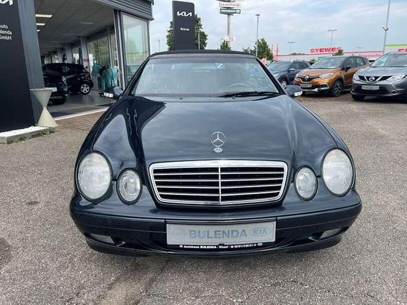 Gebraucht Mercedes CLK200 Elegance 136 PS (100 kW) 1999 Blau Cabrio