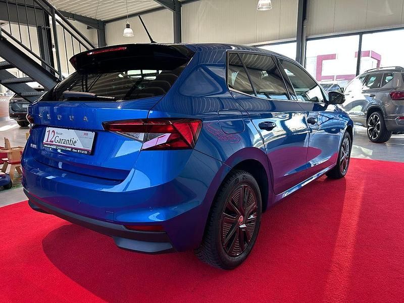 Gebraucht Skoda Fabia Style 95 PS (69 kW) 2022 Raceblau metallic Kleinwagen