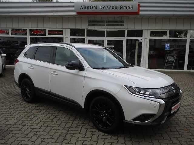 Weiß Gebraucht 2019 Mitsubishi Outlander Active SUV | 18.980 € (Fairer Preis) - Bild 1/4