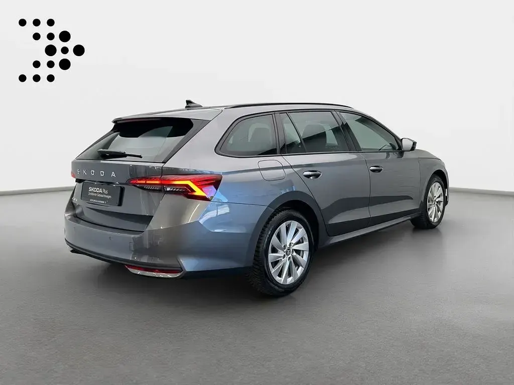 Gebraucht Skoda Octavia Selection 150 PS (110 kW) 2025 Graphitegrau metallic Kombi