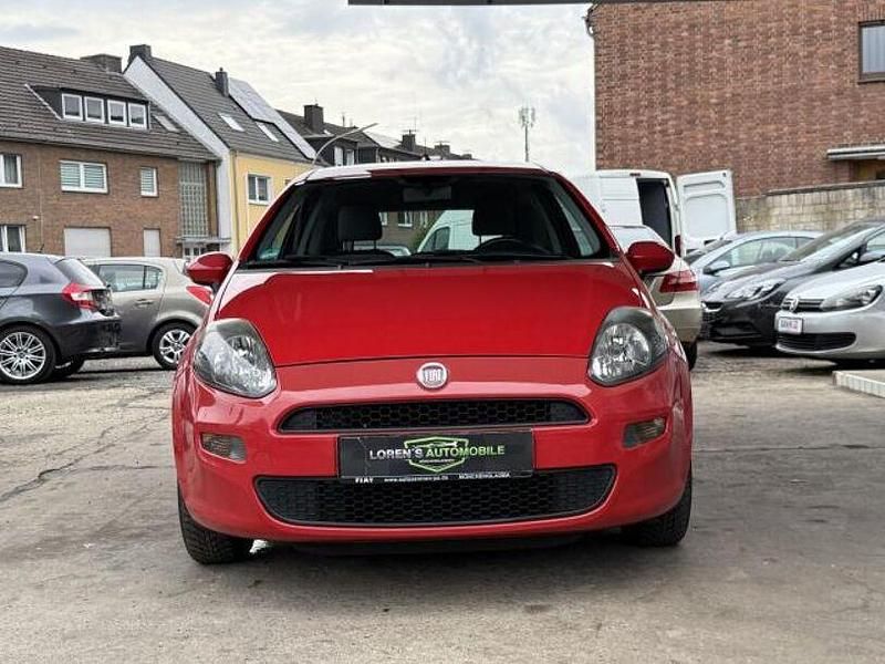 Gebraucht Fiat Punto More 77 PS (56 kW) 2012 Rot Limousine