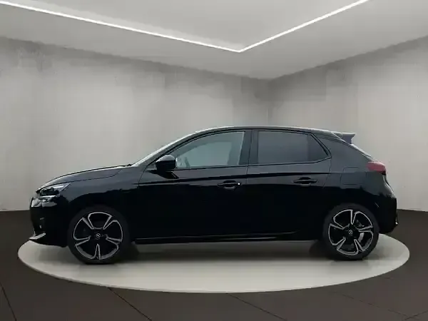 Gebraucht Opel Corsa 131 PS (96 kW) 2023 Diamant schwarz (metallic) Kleinwagen