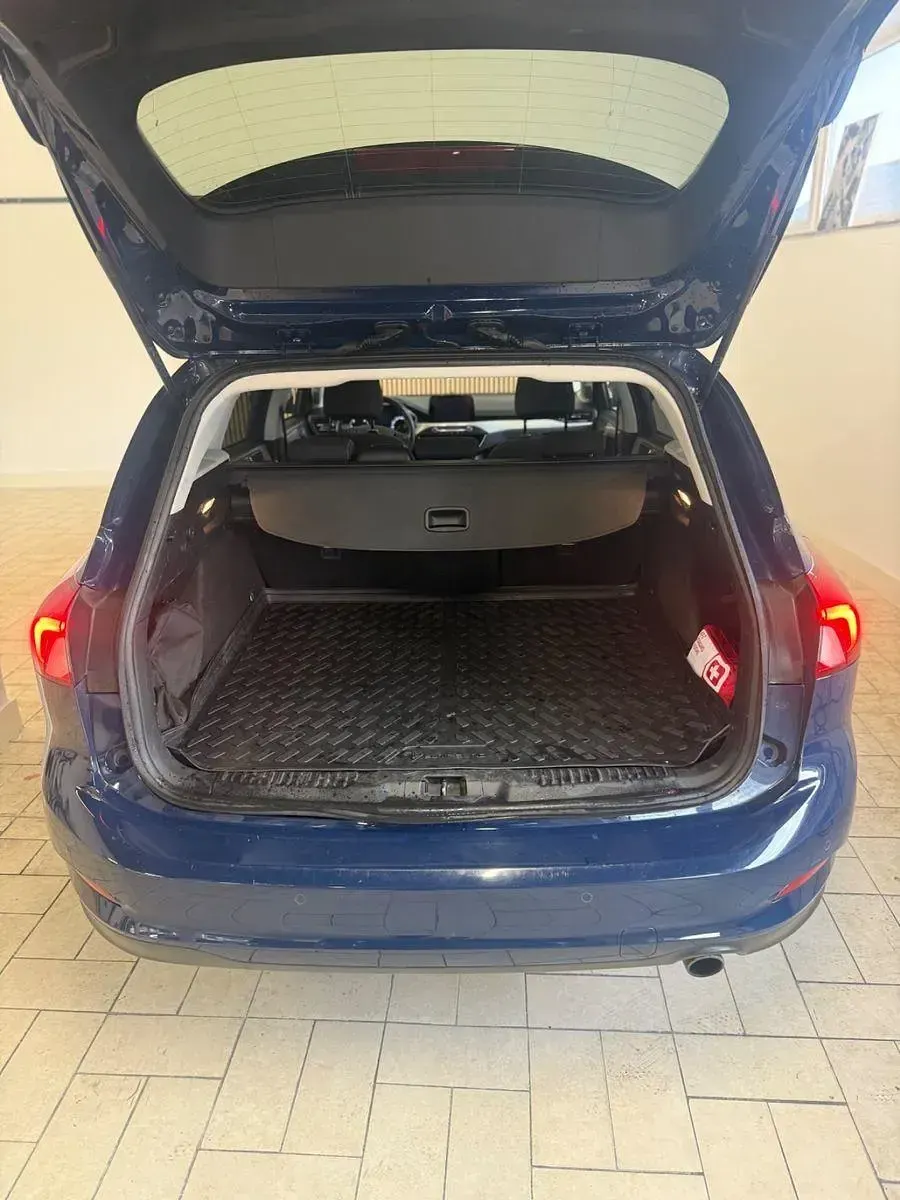 Gebraucht Ford Focus Cool & Connect 150 PS (110 kW) 2020 Blau Kombi