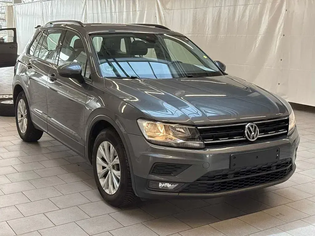 Gebraucht VW Tiguan S 150 PS (110 kW) 2017 Grau SUV