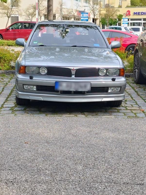 Gebraucht Mitsubishi Sigma 205 PS (150 kW) 1993 Silber Limousine