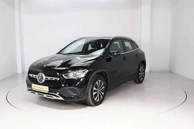 Gebraucht Mercedes GLA200 150 PS (110 kW) 2020 Schwarz SUV