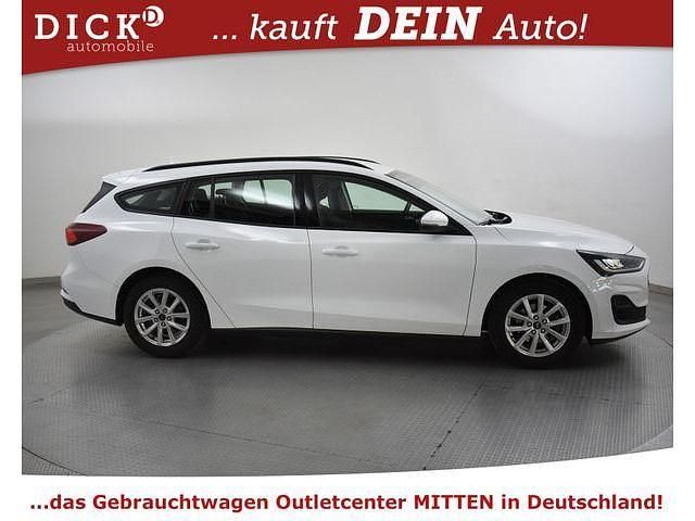 Gebraucht Ford Focus 120 PS (88 kW) 2022 Frostweiß Kombi