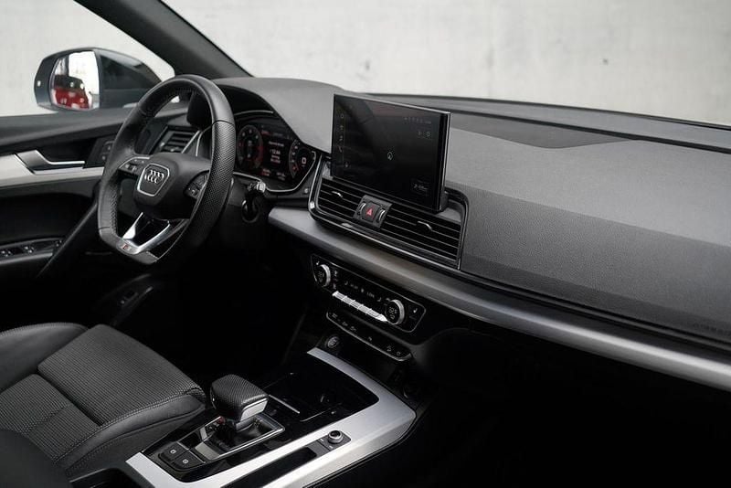 Gebraucht Audi Q5 Sportback S-Line 163 PS (119 kW) 2022 Gletscherweiß metallic SUV