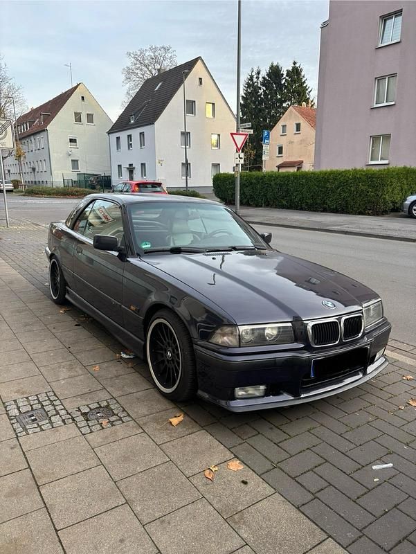 Violet Gebraucht 1996 BMW 320 Cabriolet M Sport Cabrio | 6.300 € (Superpreis) - Bild 1/4