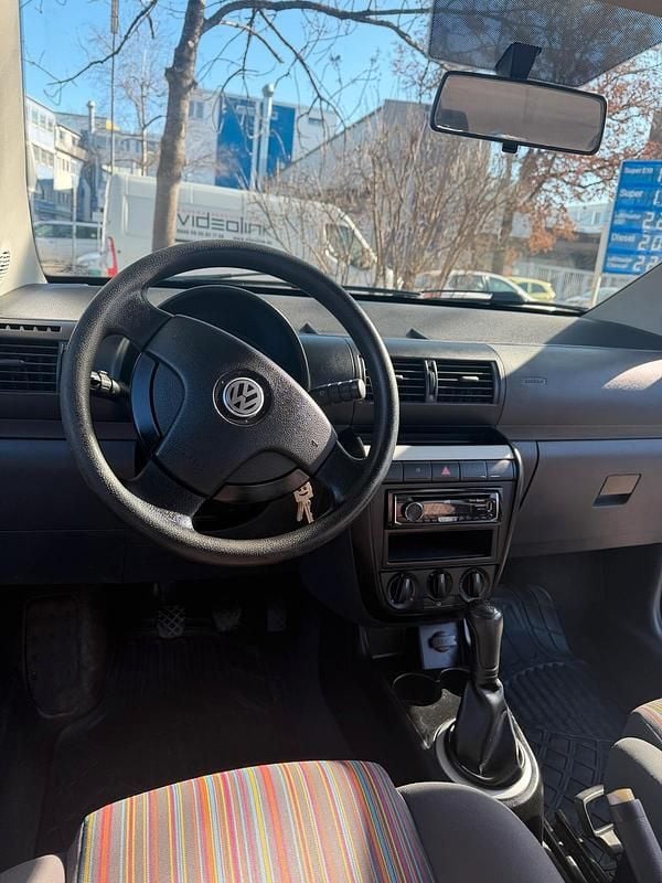 Gebraucht VW Fox 78 PS (57 kW) 2010 Schwarz Kleinwagen