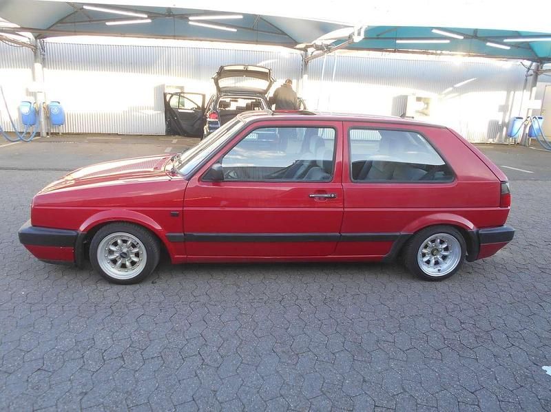 Gebraucht VW Golf II 90 PS (66 kW) 1990 Rot Kleinwagen