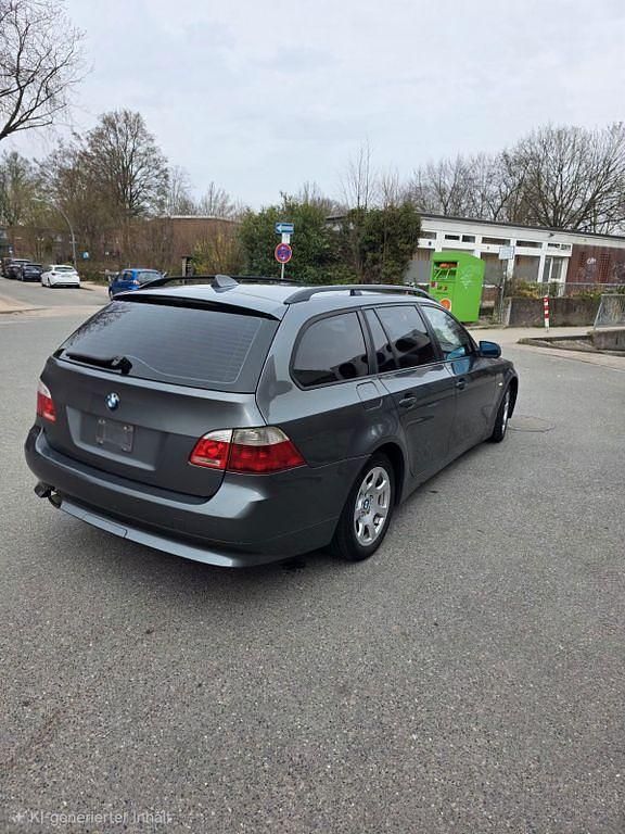 Gebraucht BMW 520 163 PS (119 kW) 2006 Grau Kombi