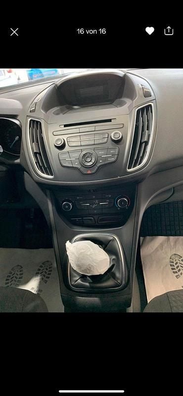 Gebraucht Ford C-MAX 125 PS (91 kW) 2018 Gold Van / Kleinbus