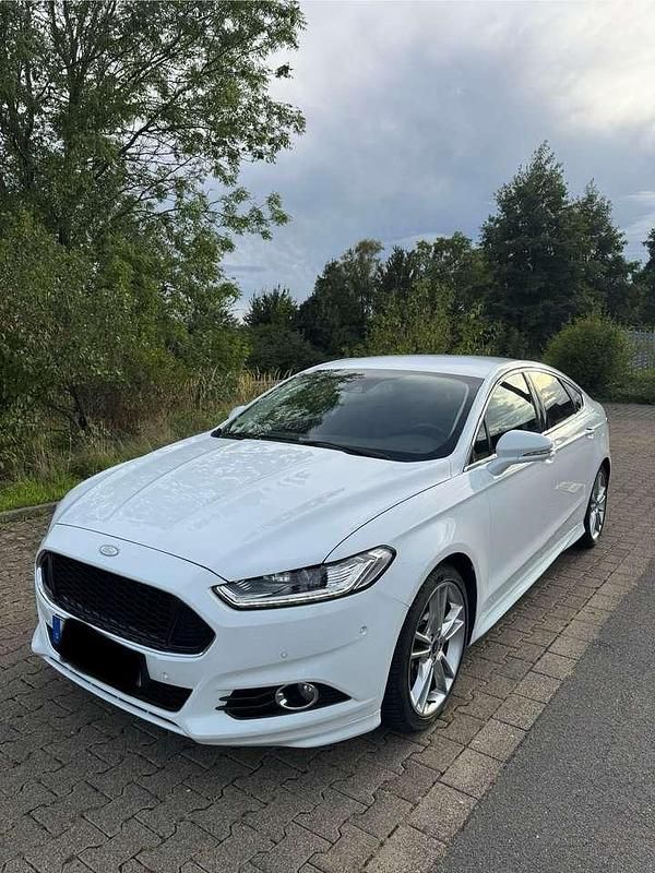 Gebraucht 2016 Ford Mondeo Titanium Limousine | 9.850 € (Guter Preis) - Bild 1/4
