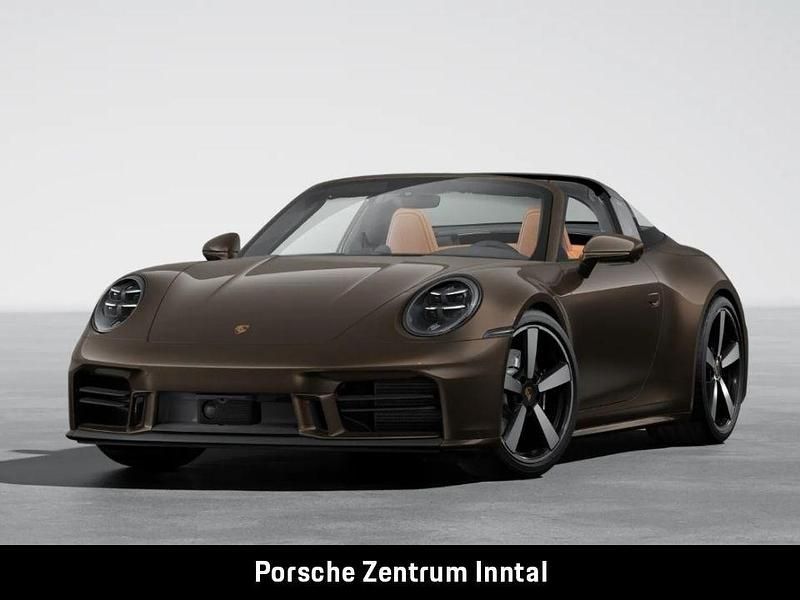 Macadamiametallic Neu 2025 Porsche 911 Targa 4S Cabrio | 230.902 € - Bild 1/4