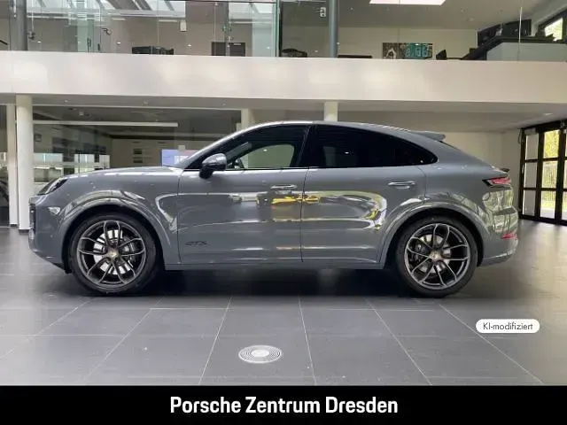 Neu Porsche Cayenne Coupe GTS 500 PS (367 kW) 2026 Grau SUV
