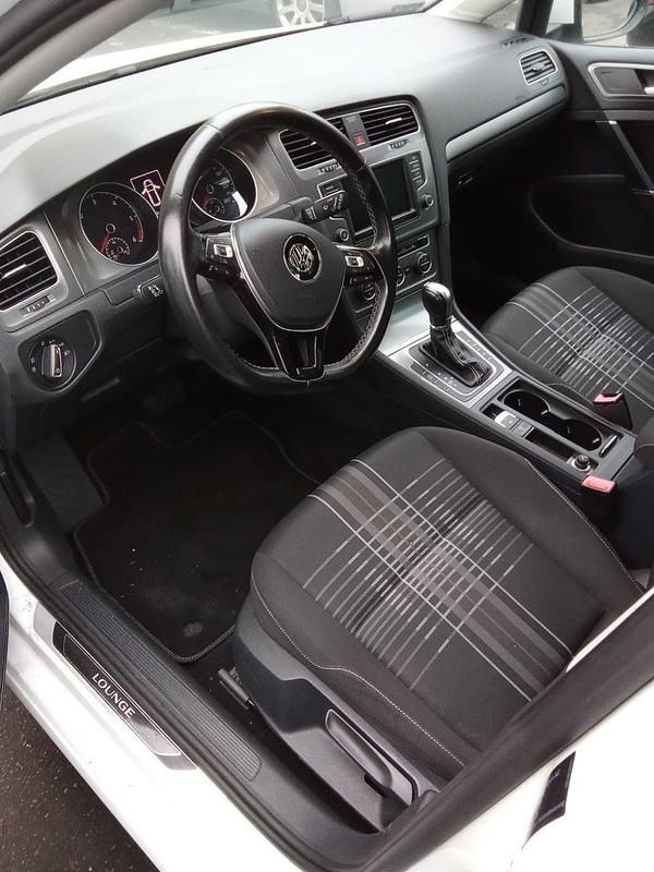 Gebraucht VW Golf VII LOUNGE 110 PS (80 kW) 2015 Weiß Kombi