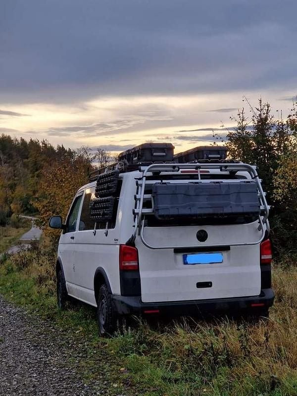 Gebraucht VW T5 105 PS (77 kW) 2009 Weiß Van