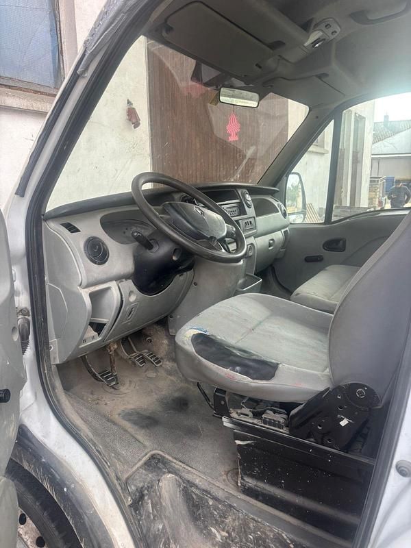 Gebraucht Renault Master 120 PS (88 kW) 2007 Weiß Van / Kleinbus