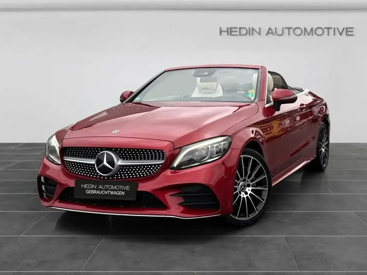 Gebraucht Mercedes C220 AMG 194 PS (142 kW) 2018 Rot Cabrio
