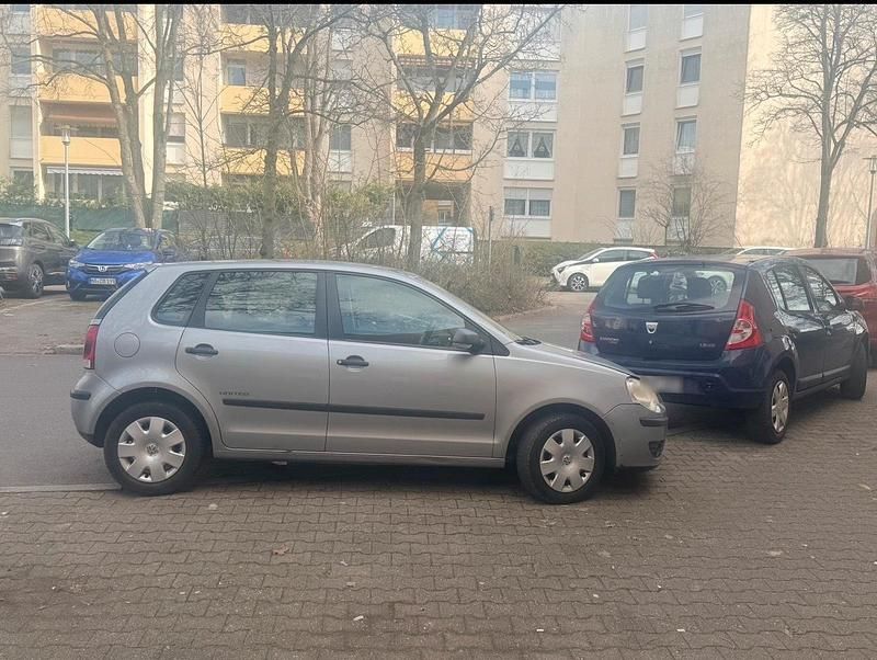 Gebraucht VW Polo 60 PS (44 kW) 2008 Grau Kleinwagen