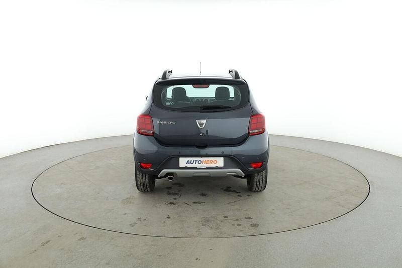 Gebraucht Dacia Sandero Anniversary 90 PS (66 kW) 2020 Grau Limousine