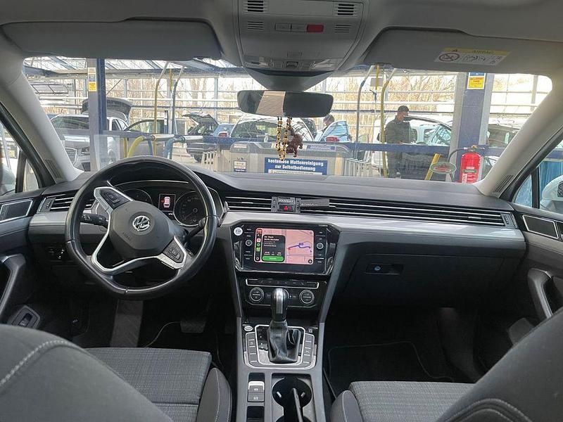 Gebraucht VW Passat Comfortline 190 PS (139 kW) 2019 Schwarz Kombi
