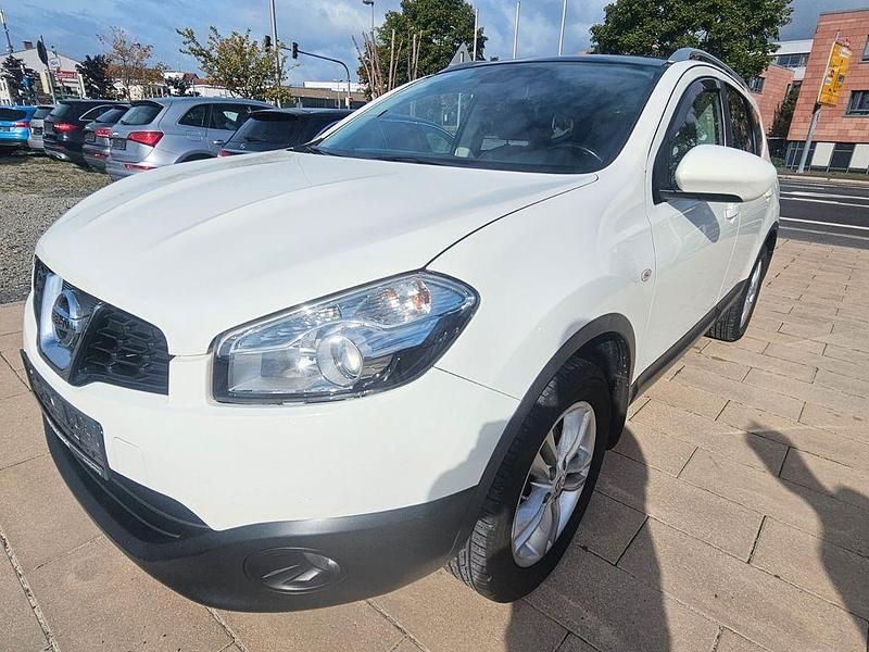 Weiß Gebraucht 2012 Nissan Qashqai +2 Acenta SUV | 5.950 € (Fairer Preis) - Bild 1/4