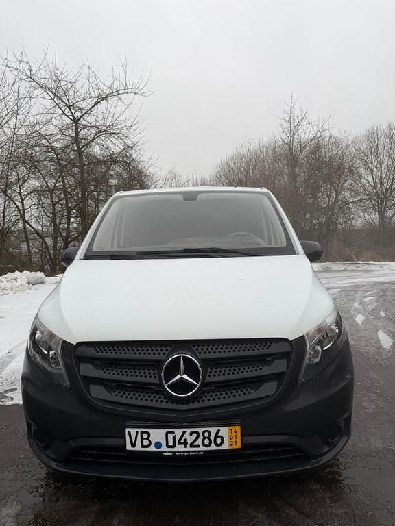 Gebraucht Mercedes Vito 114 PS (83 kW) 2016 Weiß Van