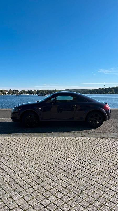Violet Gebraucht 2001 Audi TT Design Coupé | 5.500 € (Fairer Preis) - Bild 1/4