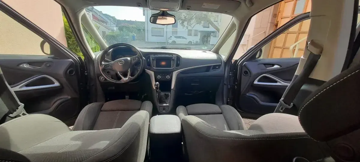Gebraucht Opel Zafira Tourer 170 PS (125 kW) 2017 Grau Van / Kleinbus