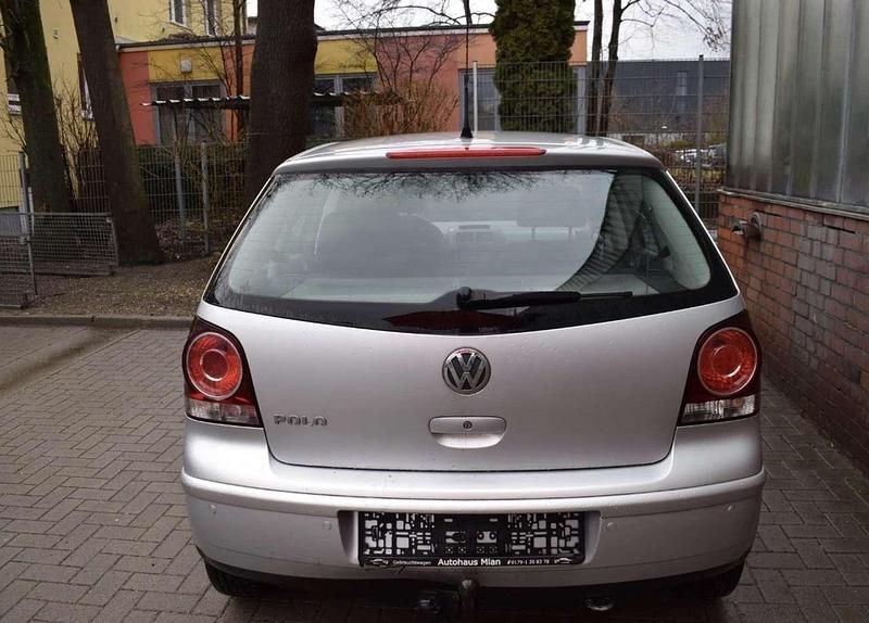 Gebraucht VW Polo 54 PS (39 kW) 2007 Silber Kleinwagen