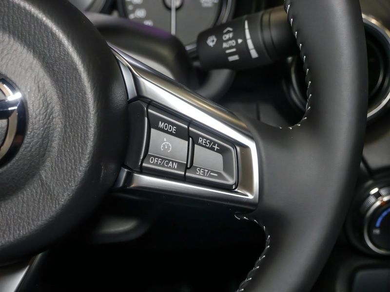 Gebraucht Mazda MX5 Exclusive-Line 132 PS (97 kW) 2023 Schwarz Cabrio