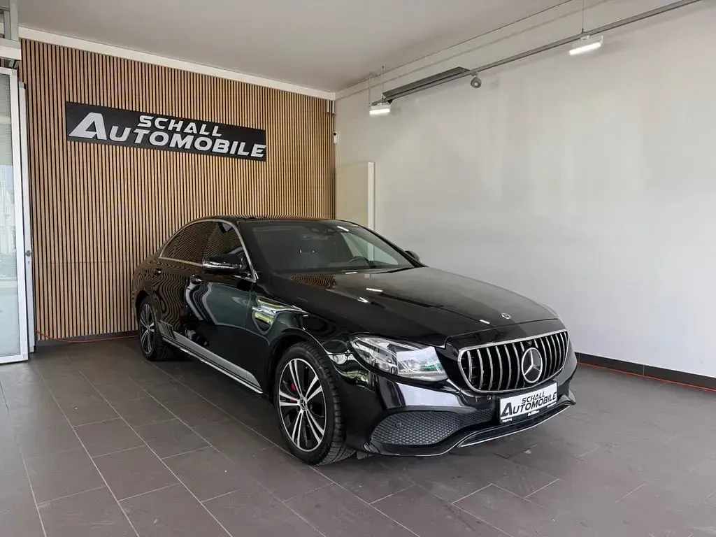 Gebraucht Mercedes E450 367 PS (269 kW) 2019 Obsidianschwarz Limousine