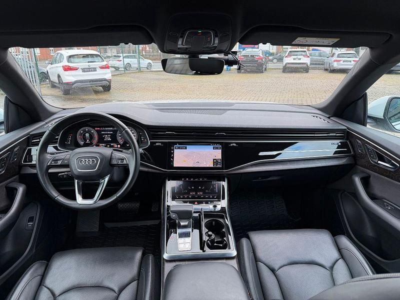 Gebraucht Audi Q8 S-Line 286 PS (210 kW) 2018 Gletscherweiss SUV