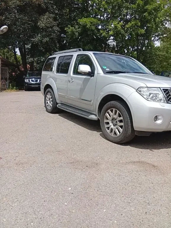 Gebraucht Nissan Pathfinder 231 PS (169 kW) 2014 Silber SUV