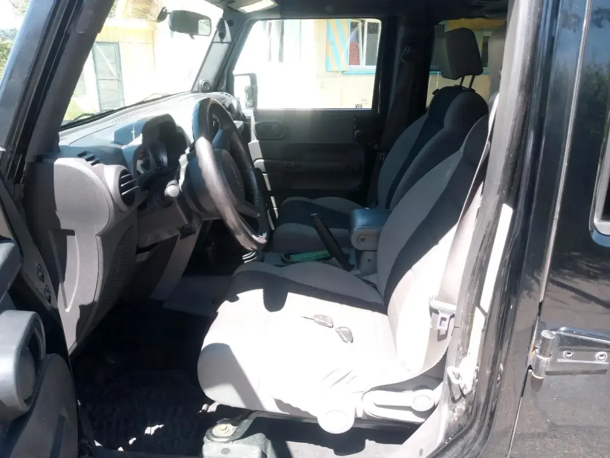 Second-hand Jeep Wrangler 177 CP (130 kW) 2007 Negru SUV