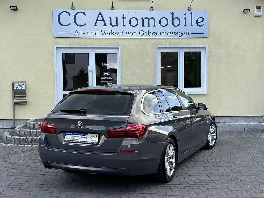 Gebraucht BMW 530 Sport Line 258 PS (189 kW) 2013 Kombi