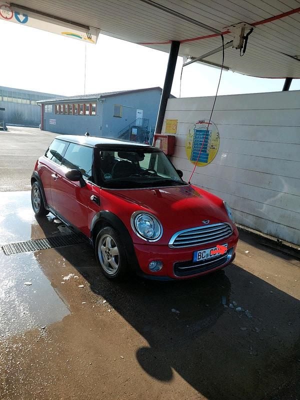 Rot Gebraucht 2012 Mini Cooper Coupé Chili Coupé | 7.999 € (Fairer Preis) - Bild 1/4