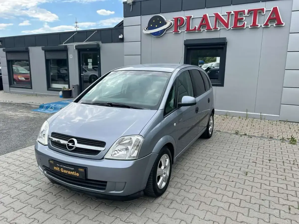Gebraucht Opel Meriva 101 PS (74 kW) 2005 Lichtsilber m2 Van / Kleinbus