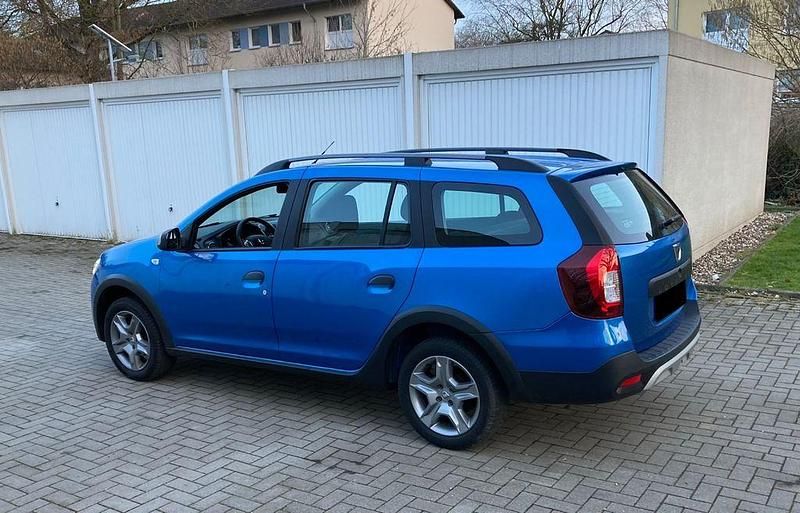 Gebraucht Dacia Logan MCV Stepway 90 PS (66 kW) 2018 Blau Limousine